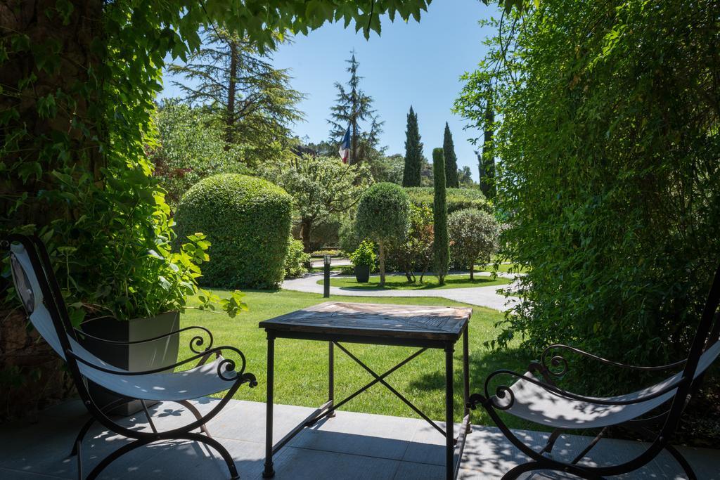 Hostellerie Les Gorges De Pennafort Callas Δωμάτιο φωτογραφία