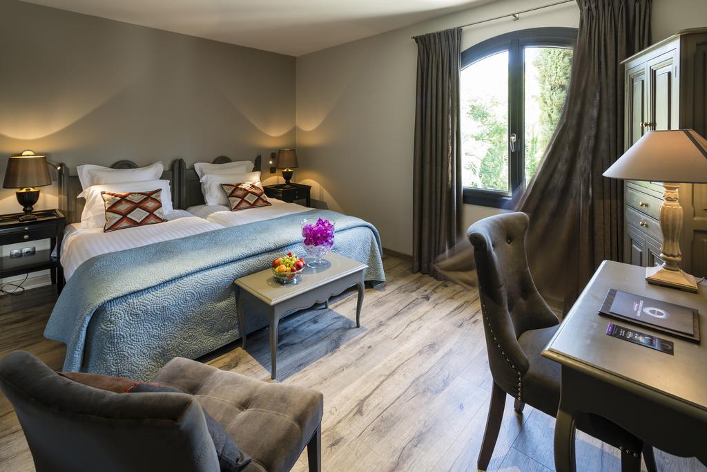 Hostellerie Les Gorges De Pennafort Callas Δωμάτιο φωτογραφία