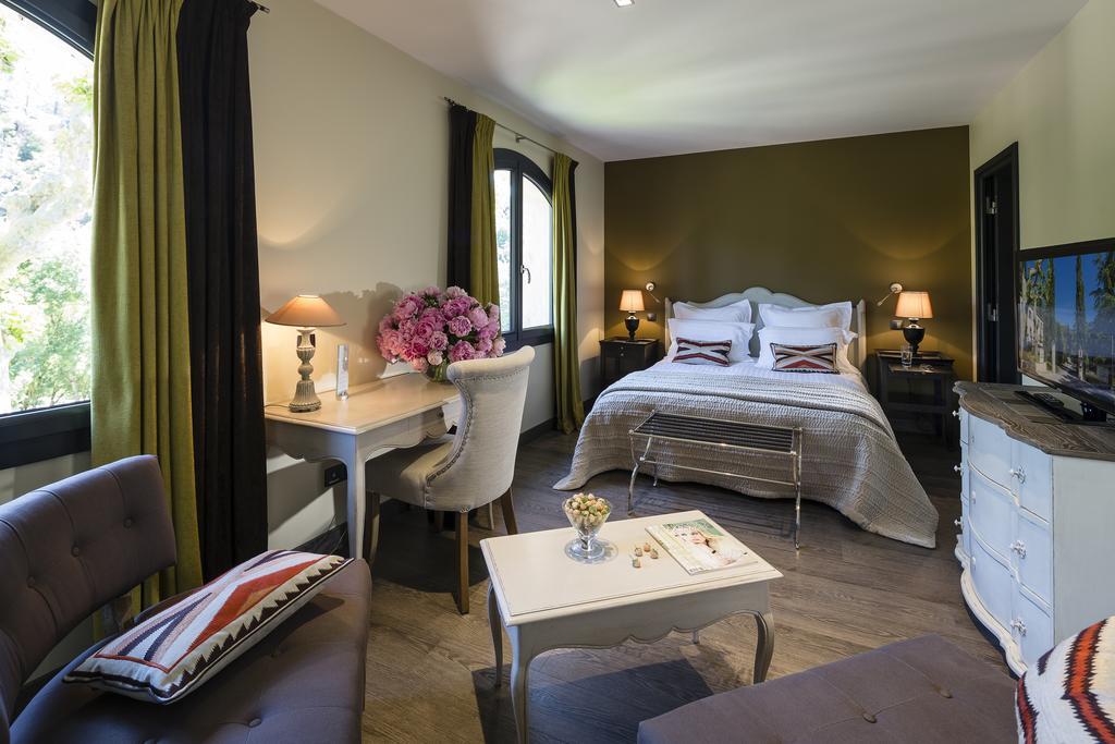Hostellerie Les Gorges De Pennafort Callas Δωμάτιο φωτογραφία